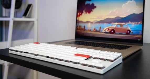 무선 기계식 키보드 키크론 K1 SE 화이트 텐키리스 적축 후기